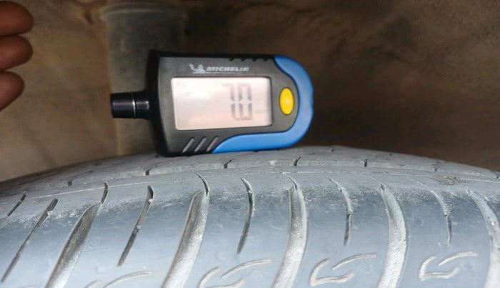 2023 KIA SONET HTX 1.0 DCT, Petrol, Automatic, 29,874 km, tyre