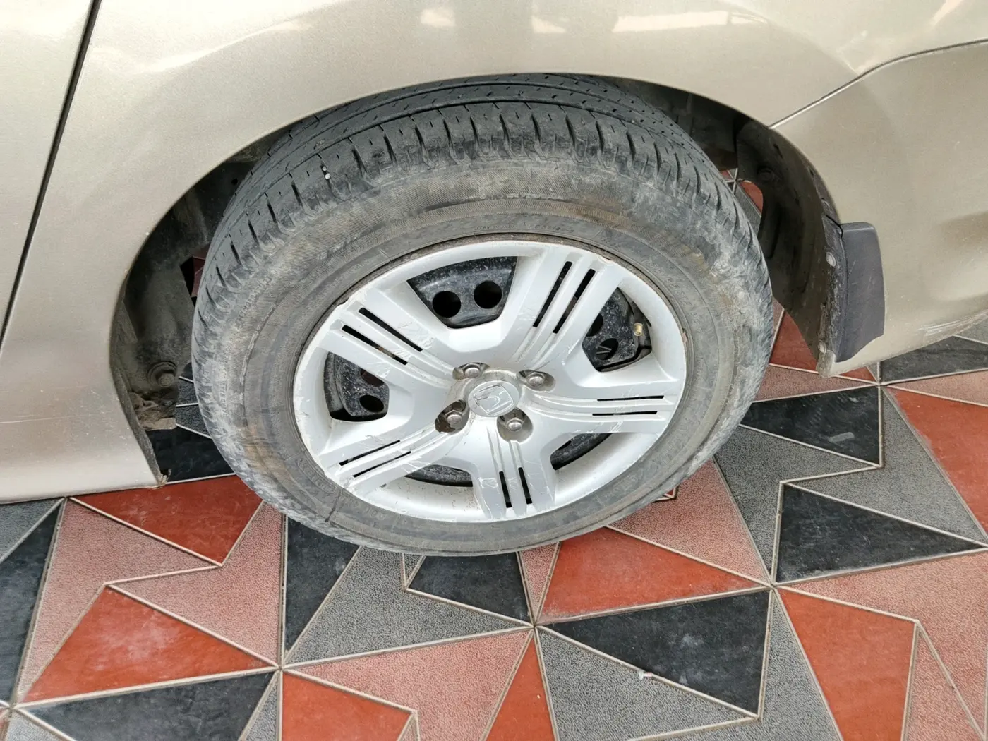 2011 Honda City 1.5L I-VTEC S MT, Petrol, Manual, 66,264 km, tyre
