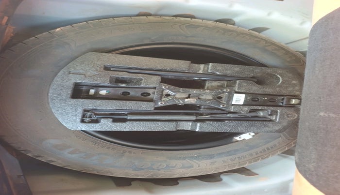 2022 Volkswagen TAIGUN TOPLINE 1.0 TSI AT, Petrol, Automatic, 48,695 km, tyre