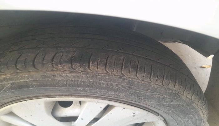 2020 Honda Amaze 1.5L I-DTEC E, Diesel, Manual, 2,35,027 km, tyre