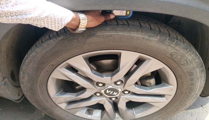 2020 KIA SELTOS HTX IVT 1.5 PETROL, Petrol, Automatic, 34,172 km, tyre