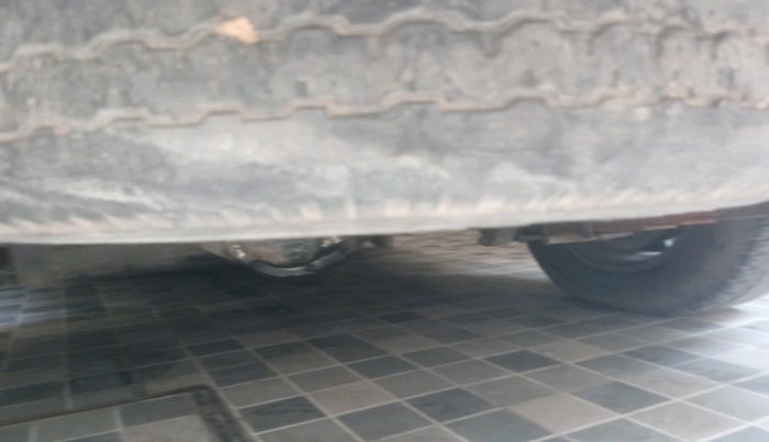 2006 Mahindra Scorpio 2.6 SLX CRDE, Diesel, Manual, 1,20,000 km, tyre