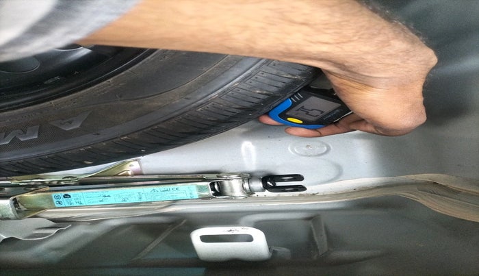 2015 Hyundai Grand i10 ASTA 1.2 KAPPA VTVT, Petrol, Manual, 41,080 km, tyre