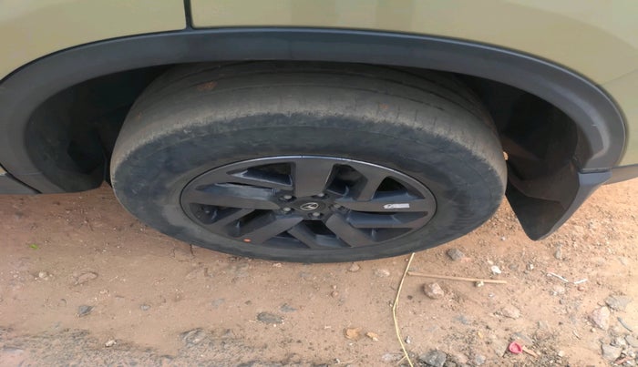 2022 Tata Harrier XZA PLUS 2.0L KAZIRANGA, Diesel, Automatic, 71,748 km, tyre