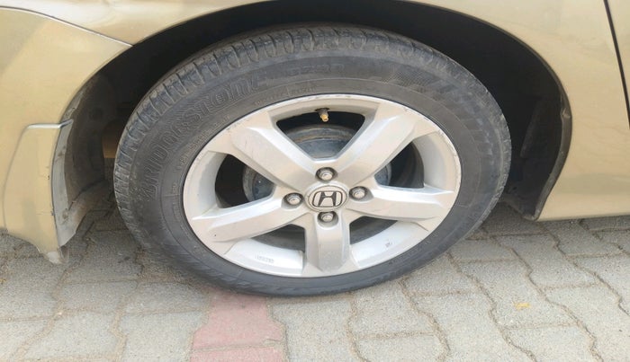 2011 Honda City 1.5L I-VTEC V MT, Petrol, Manual, 1,05,588 km, tyre