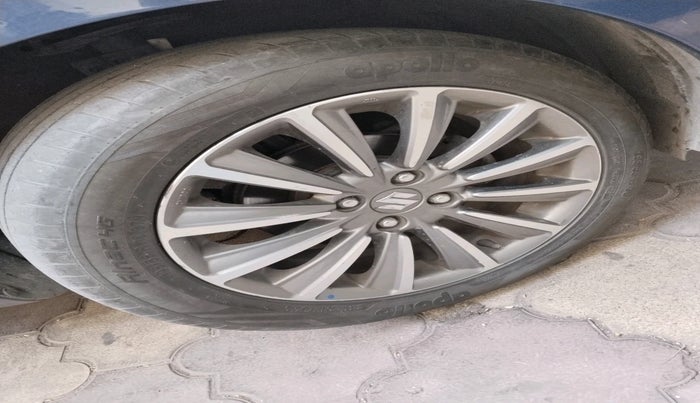 2021 Maruti Ciaz ALPHA  AT 1.5 SHVS PETROL, Petrol, Automatic, 61,060 km, tyre