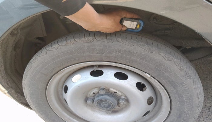 2023 Tata Tiago XM CNG, CNG, Manual, 43,741 km, tyre