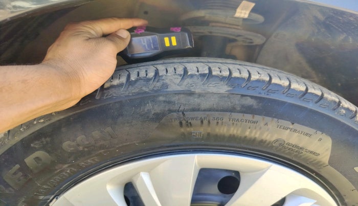 2025 Maruti Swift VXI 1.2L CNG, Petrol, Manual, 19,459 km, tyre