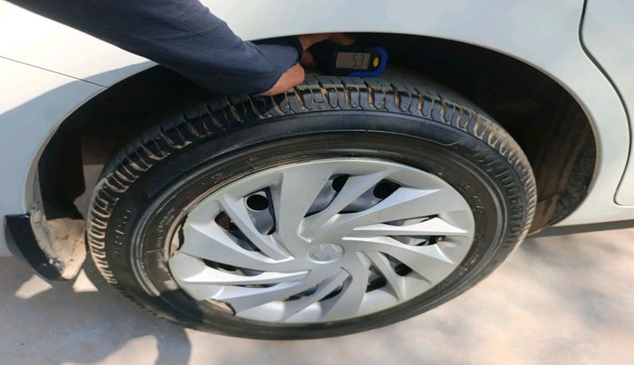 2024 Maruti Ertiga   VXI (O) CNG, CNG, Manual, 25,171 km, tyre