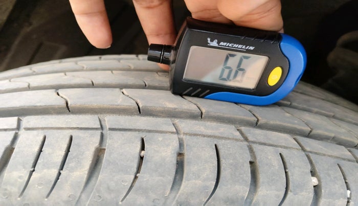 2024 Maruti BREZZA ZXI S-CNG, CNG, Manual, 37,889 km, tyre