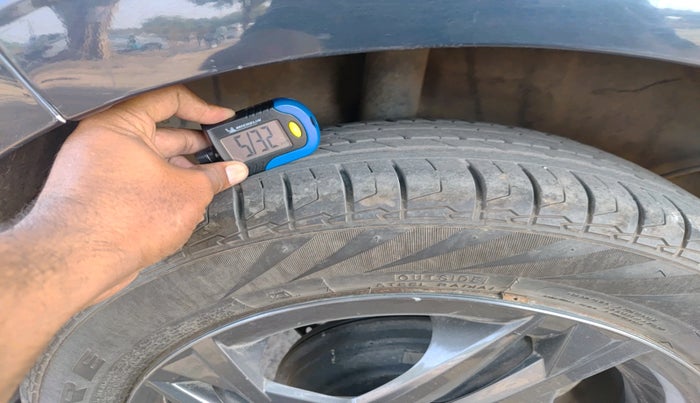 2021 Hyundai NEW I20 SPORTZ 1.5 MT, Diesel, Manual, 40,294 km, tyre