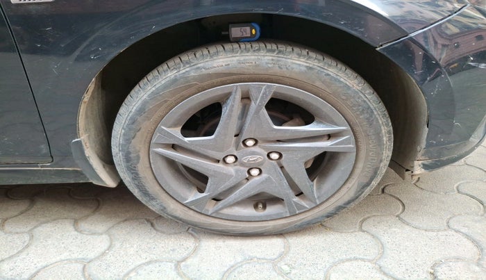 2021 Hyundai NEW I20 SPORTZ 1.0T GDI IMT, Petrol, Manual, 31,424 km, tyre