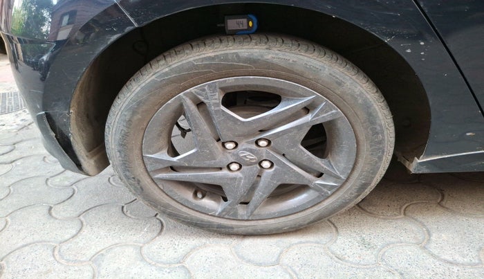 2021 Hyundai NEW I20 SPORTZ 1.0T GDI IMT, Petrol, Manual, 31,424 km, tyre