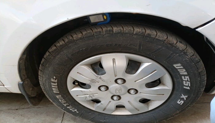 2008 Hyundai i10 ASTA 1.1 MT SUNROOF, Petrol, Manual, 83,689 km, tyre