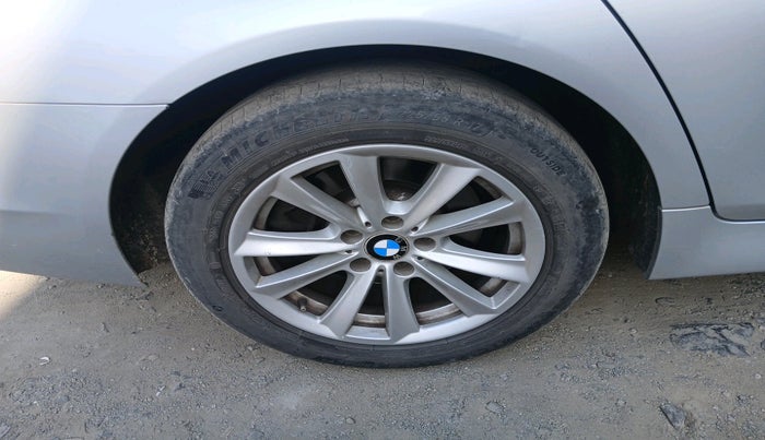 2013 BMW 5 Series 520D 2.0, Diesel, Automatic, 83,321 km, tyre