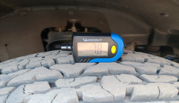 2021 Mahindra Thar LX HARD TOP 4WD MT, Diesel, Manual, 1,27,446 km, tyre