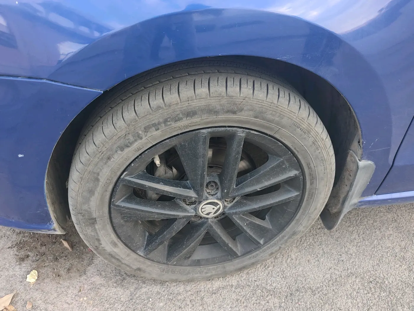 2019 Skoda Rapid AMBITION 1.5 TDI AT, Diesel, Automatic, 1,78,651 km, tyre