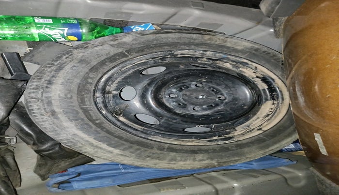 2015 Tata Zest XT PETROL, Petrol, Manual, 1,63,063 km, tyre