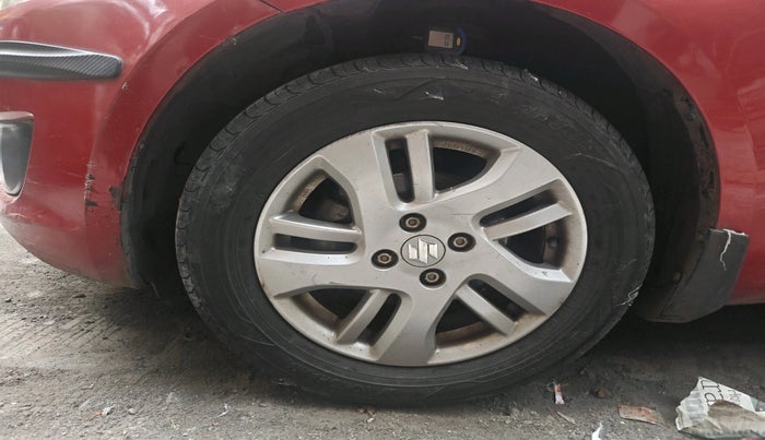 2012 Maruti Swift VDI, Diesel, Manual, 1,16,088 km, tyre