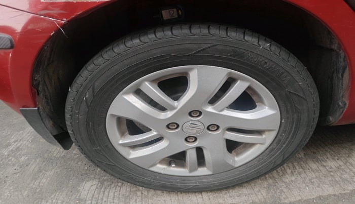 2012 Maruti Swift VDI, Diesel, Manual, 1,16,088 km, tyre