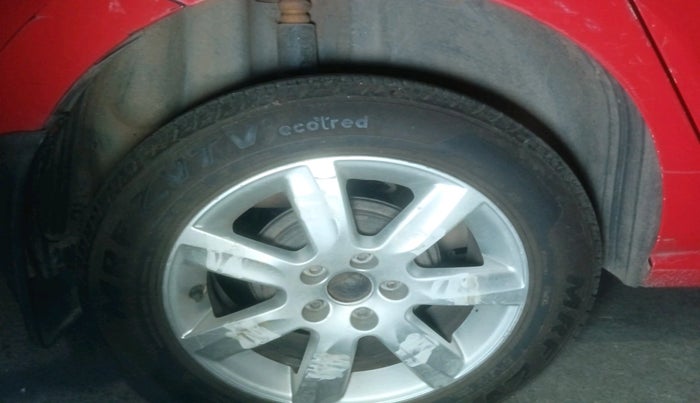 2011 Volkswagen Polo HIGHLINE DIESEL, Diesel, Manual, 1,96,161 km, tyre