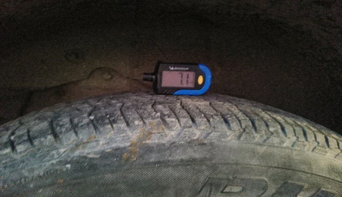 2016 Mahindra XUV500 W10, Diesel, Manual, 87,395 km, tyre