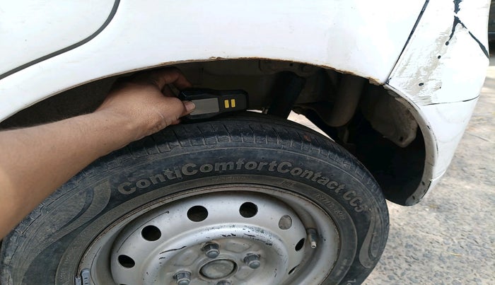 2012 Maruti Wagon R 1.0 LXI CNG, CNG, Manual, 1,30,105 km, tyre