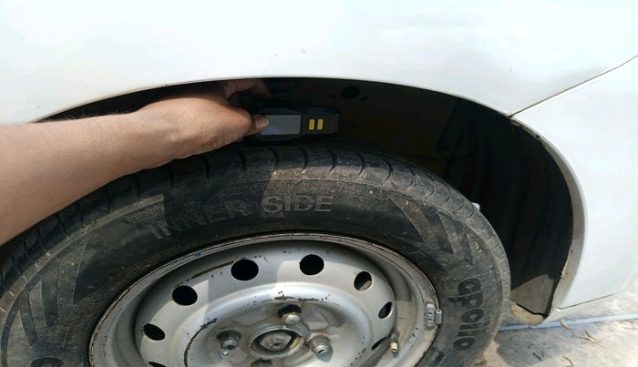 2012 Maruti Wagon R 1.0 LXI CNG, CNG, Manual, 1,30,105 km, tyre