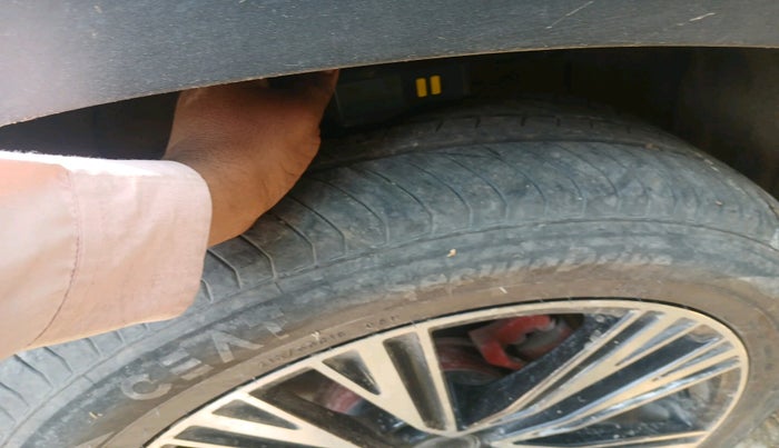 2024 Maruti Grand Vitara DELTA SMART HYBRID, Petrol, Manual, 44,204 km, tyre