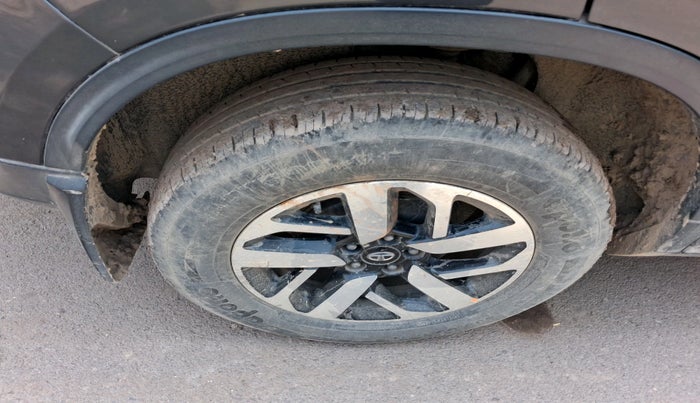 2020 Tata Harrier XZ PLUS 2.0L, Diesel, Manual, 41,170 km, tyre