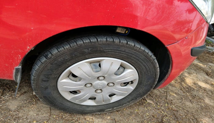 2010 Hyundai i10 MAGNA 1.2, Petrol, Manual, 1,18,740 km, tyre