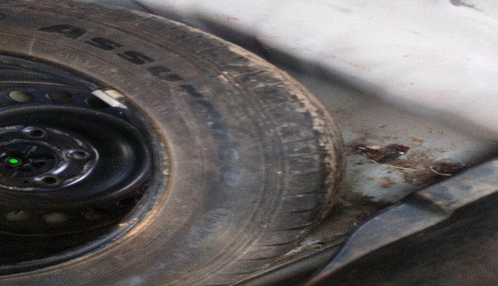 2019 Hyundai VENUE SX 1.0 TURBO, Petrol, Manual, 1,30,059 km, tyre