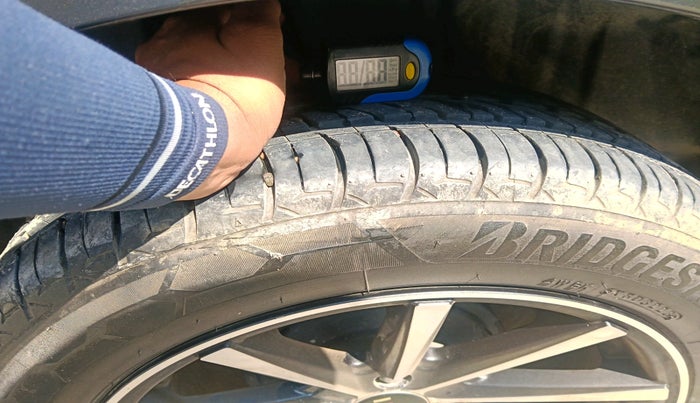 2023 Maruti Baleno ALPHA 1.2 AGS, Petrol, Automatic, 13,437 km, tyre