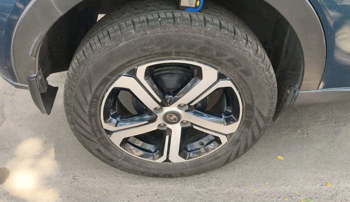 2022 Tata NEXON EV XZ PLUS, Electric, Automatic, 80,000 km, tyre