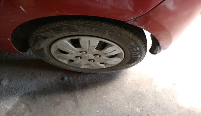 2010 Hyundai i10 SPORTZ 1.2, Petrol, Manual, 1,13,650 km, tyre