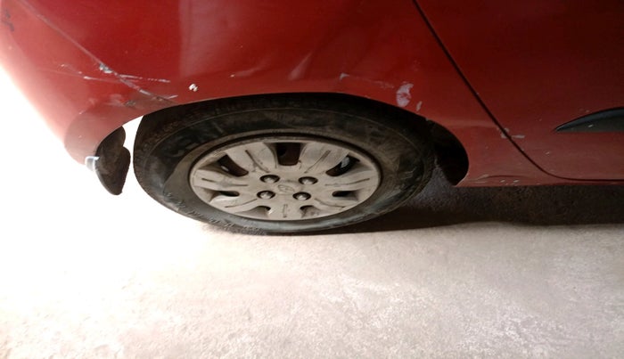 2010 Hyundai i10 SPORTZ 1.2, Petrol, Manual, 1,13,650 km, tyre