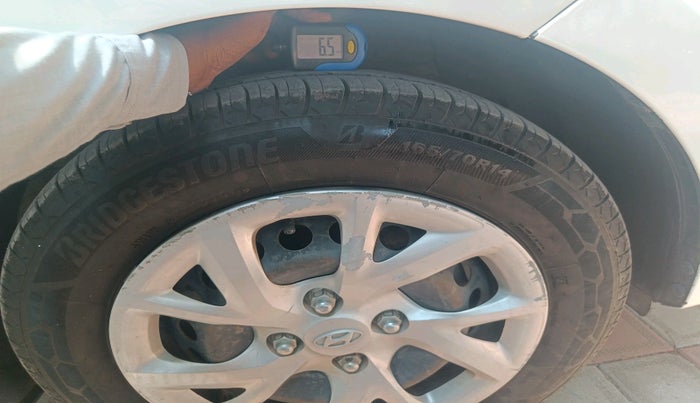 2018 Hyundai Grand i10 MAGNA 1.2 KAPPA VTVT, CNG, Manual, 43,618 km, tyre