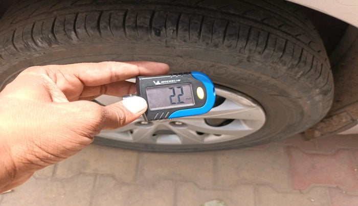 2019 Hyundai Elite i20 MAGNA PLUS 1.2, Petrol, Manual, 1,73,178 km, tyre