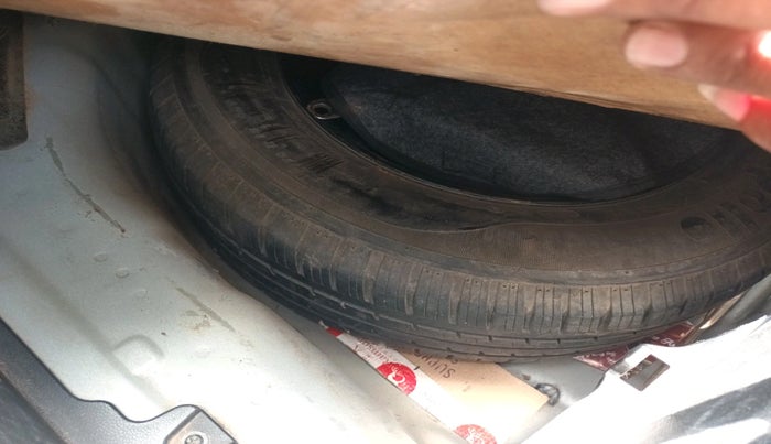 2019 Hyundai Elite i20 MAGNA PLUS 1.2, Petrol, Manual, 1,73,178 km, tyre