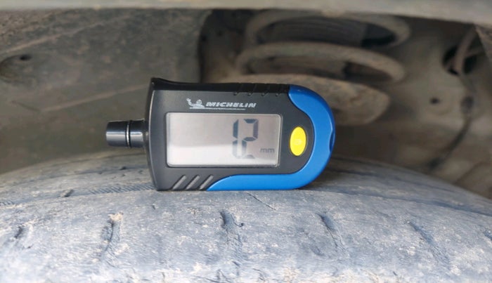 2021 KIA SONET HTX 1.0 IMT, Petrol, Manual, 81,114 km, tyre