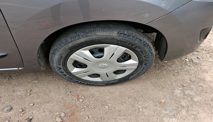 2016 Maruti Wagon R 1.0 VXI, CNG, Manual, 1,33,869 km, tyre