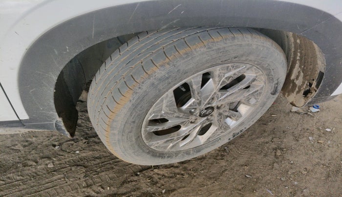 2021 Hyundai Creta SX 1.5 DIESEL, Diesel, Manual, 97,100 km, tyre