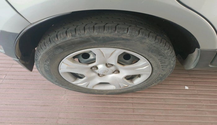 2014 Ford Ecosport TREND 1.5L DIESEL, Diesel, Manual, 1,10,328 km, tyre