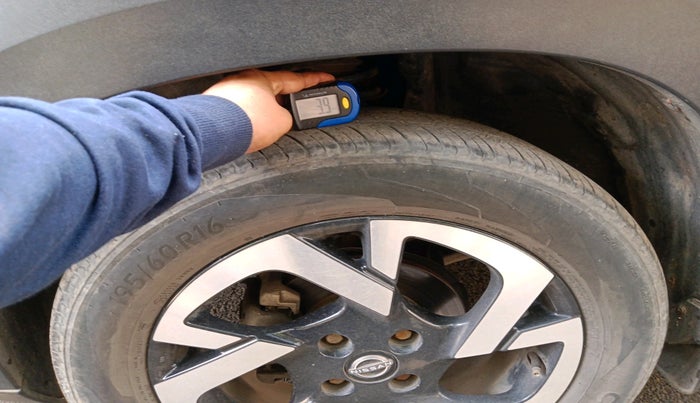 2022 Nissan MAGNITE XV PREMIUM TURBO CVT, Petrol, Automatic, 25,732 km, tyre