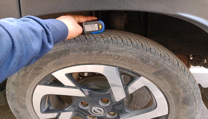 2022 Nissan MAGNITE XV PREMIUM TURBO CVT, Petrol, Automatic, 25,732 km, tyre