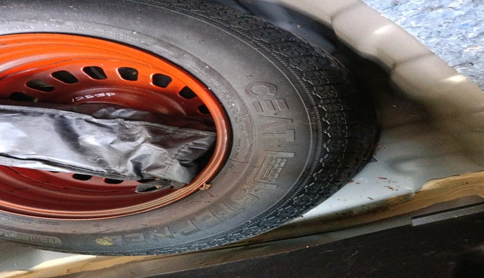 2022 Nissan MAGNITE XV PREMIUM TURBO CVT, Petrol, Automatic, 25,732 km, tyre