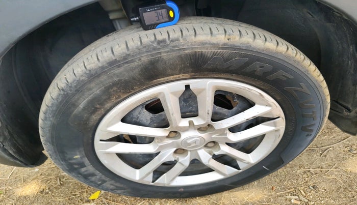 2021 Renault TRIBER RXE MT, Petrol, Manual, 28,515 km, tyre