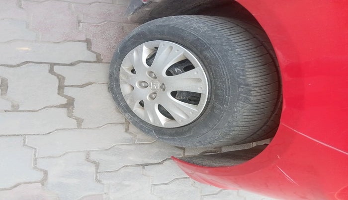 2013 Honda Brio S MT, Petrol, Manual, 65,653 km, tyre