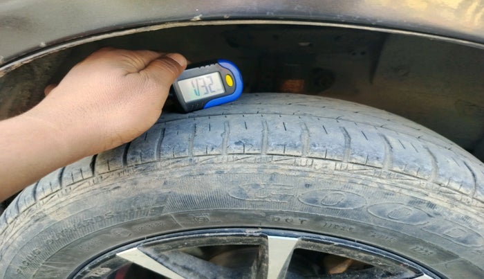 2015 Honda Amaze 1.2L I-VTEC S, CNG, Manual, 1,33,528 km, tyre