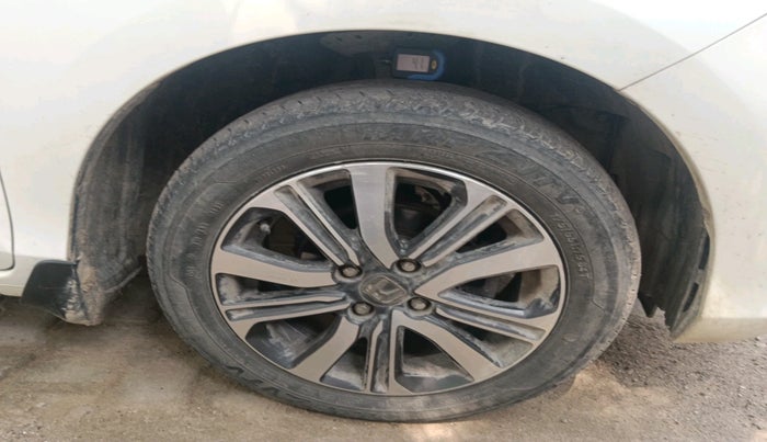 2022 Honda Amaze 1.2L I-VTEC VX CVT, Petrol, Automatic, 57,014 km, tyre